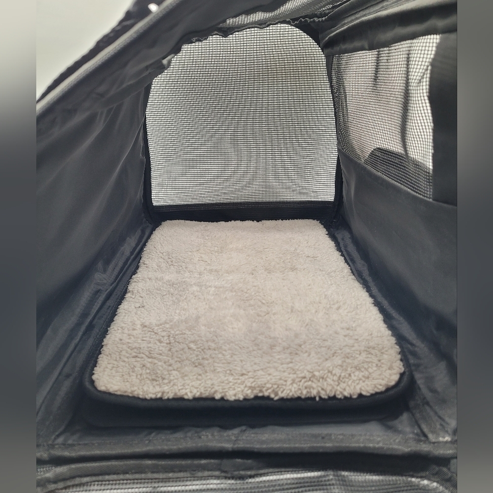 BurgeonNest Cat Carrier for Cats Dogs <20 lbs 17.7"L x 12"W x 12.5"H​​​ - Picture 8 of 9